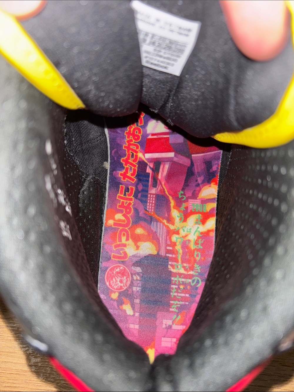 Power Rangers x Reebok Question Mid 'Megazord Battle Mode! - Picture 7 of 8